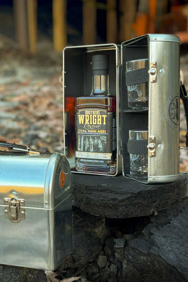 Dinner Bucket Gift Box w/ Brothers Wright Reserve